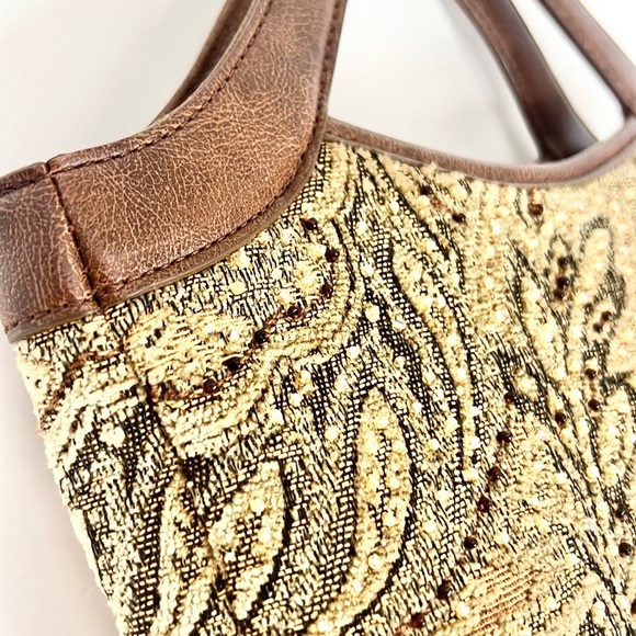 FOREVER by FOSSIL |👜 Beige Gold Beaded Jacquard Textured Carpet Purse Handbag - Picture 5 of 9